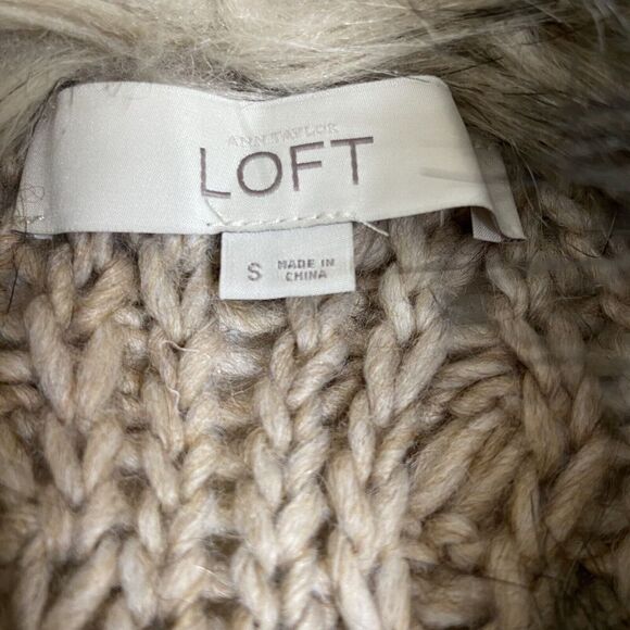 Loft Acrylic Wool Alpaca Chunky Knit Cardigan Sweater Faux Fur Collar Tan/Cream - Picture 5 of 12